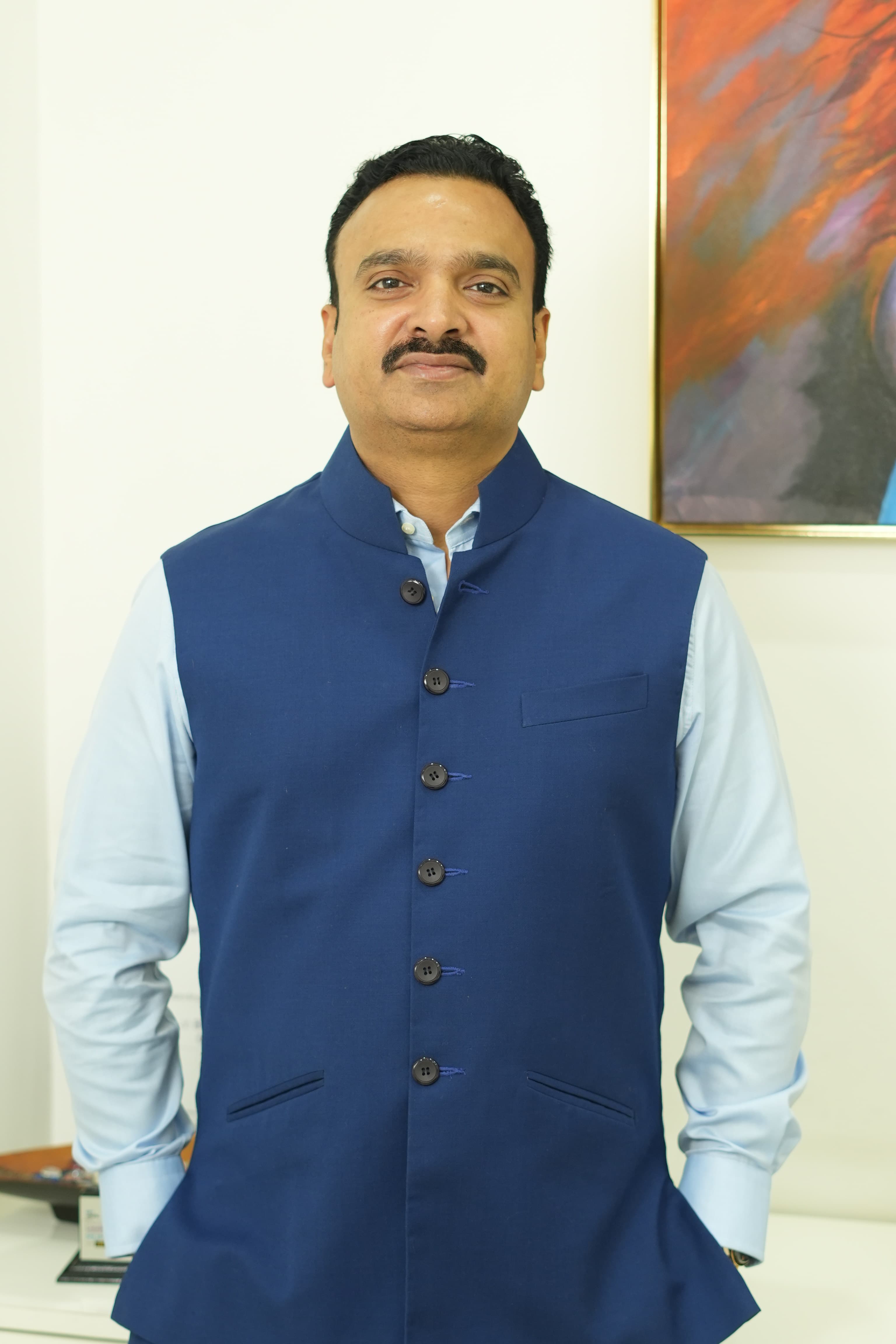 Shri. Rahul L. Tiwari